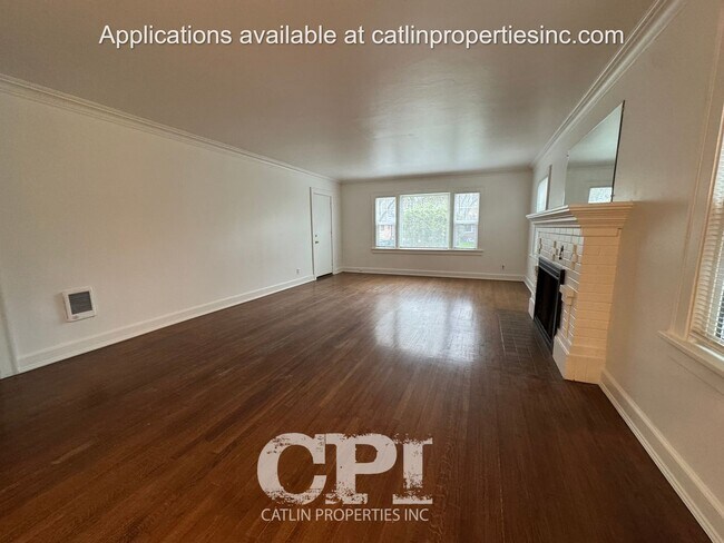 Building Photo - 1529 20th Ave