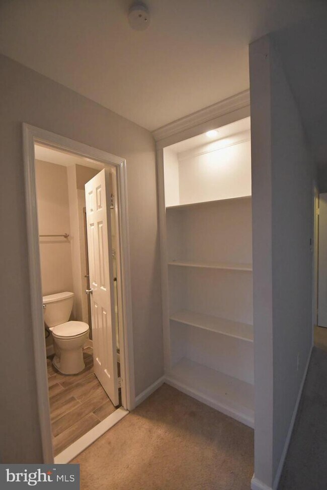 Building Photo - 9509 Hunt Square Ct