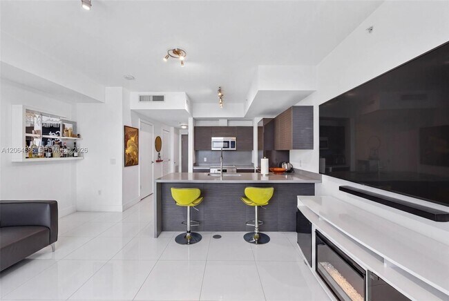 Building Photo - 1080 Brickell Ave