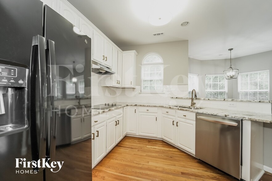 Building Photo - 1240 Blackstone Ct NW