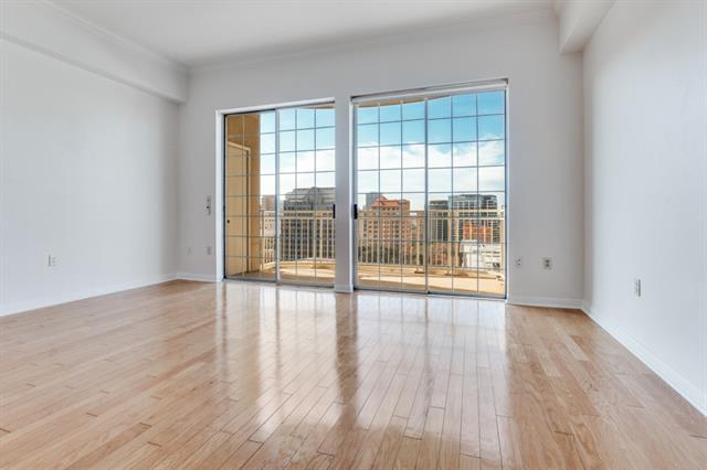 Building Photo - 3225 Turtle Creek Blvd Blvd