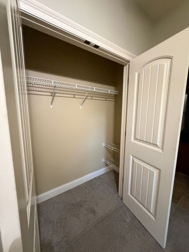 Building Photo - 3705 Azalea Dr