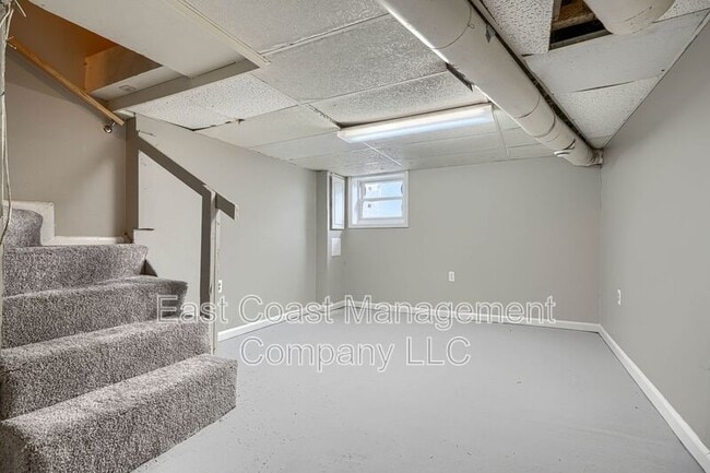 Building Photo - 1220 W Pratt St