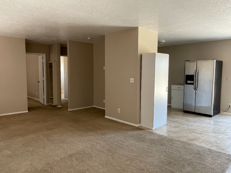 Building Photo - 62736 Terrace Dr