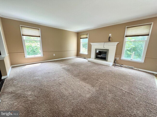 Building Photo - 8620 Trumbauer Dr