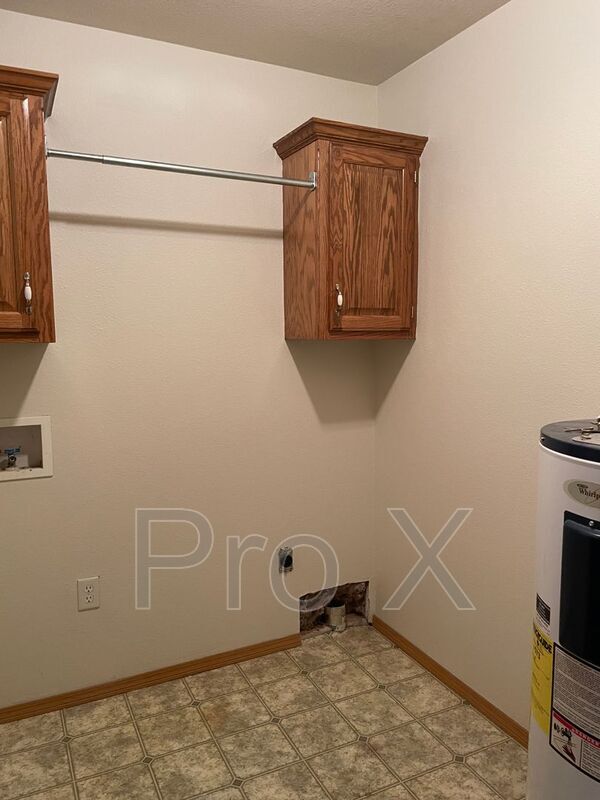 Building Photo - 4545 E Zora St