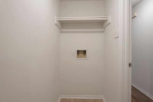 Building Photo - 16023 Williwaw Dr