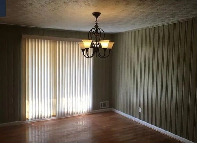 Building Photo - 3 Bed 2 Bath in Jonesboro!