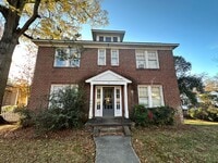 Building Photo - Adorable One Bedroom Apartment in Dilworth!