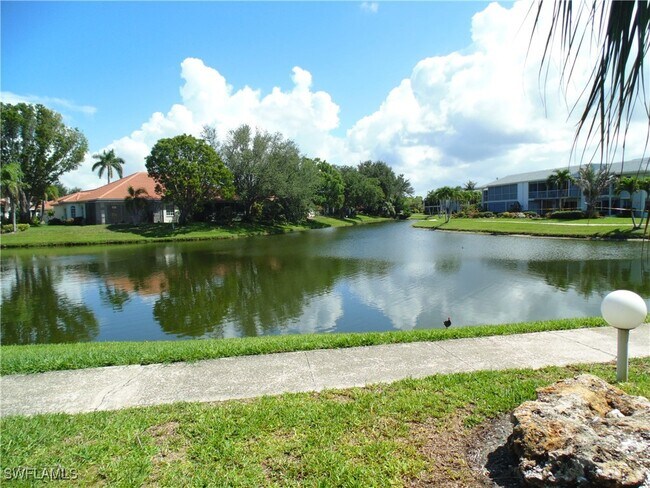 Building Photo - 5441 Peppertree Dr