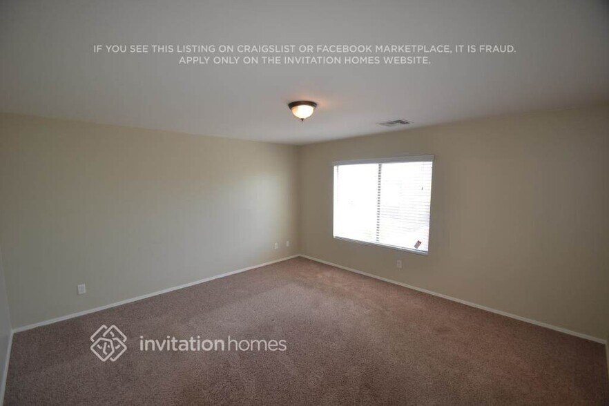 Building Photo - 13029 W Lisbon Ln