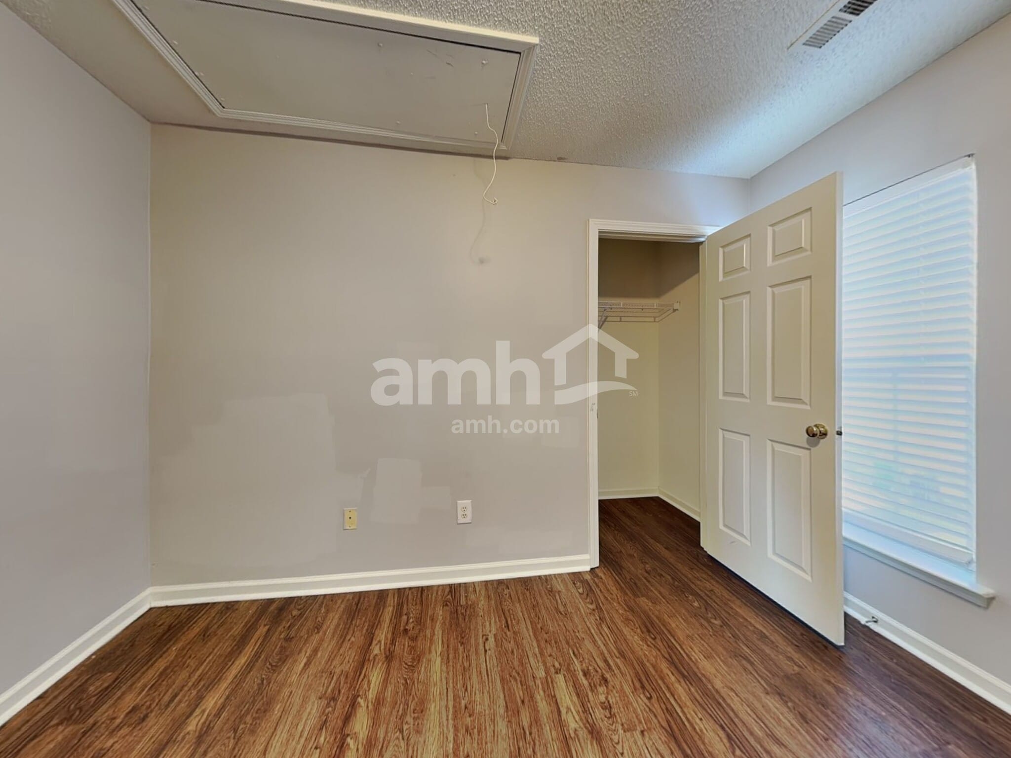 Building Photo - 1333 Harland St