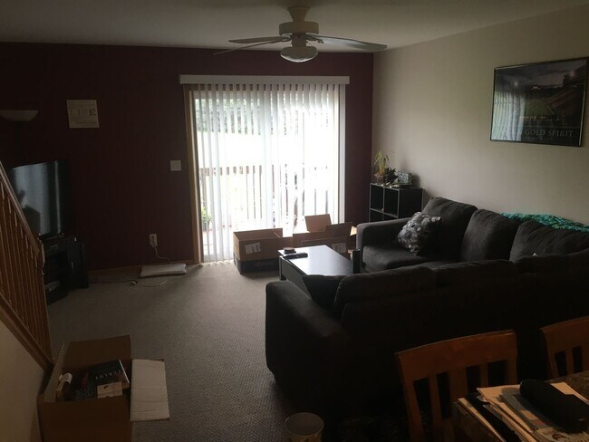 Building Photo - Prairie District Townhouse off Edgewood and HWY 30