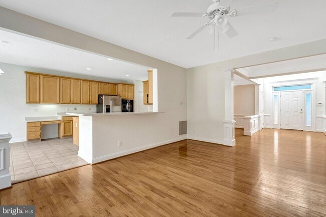 Building Photo - 5257 Winter View Dr