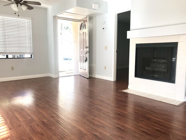 Building Photo - 10636 Dabney Dr