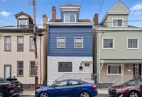 Building Photo - Newly Renovated 4 Bed, 2.5 Bath Home - Cen...