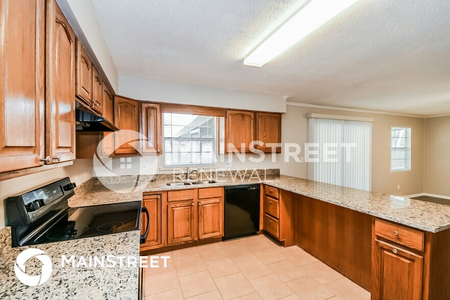 Building Photo - 1113 Grove Park Dr S