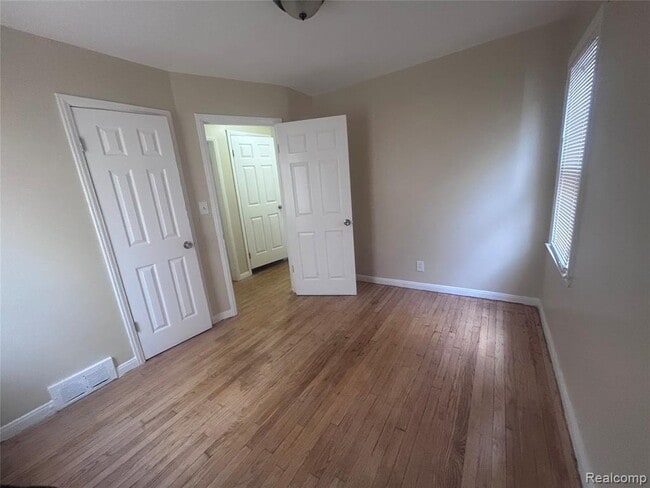 Building Photo - 11733 Minden Ave