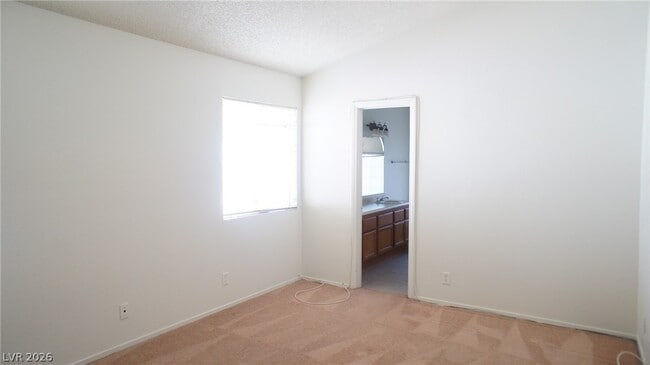 Building Photo - 2705 Cheshire Ct
