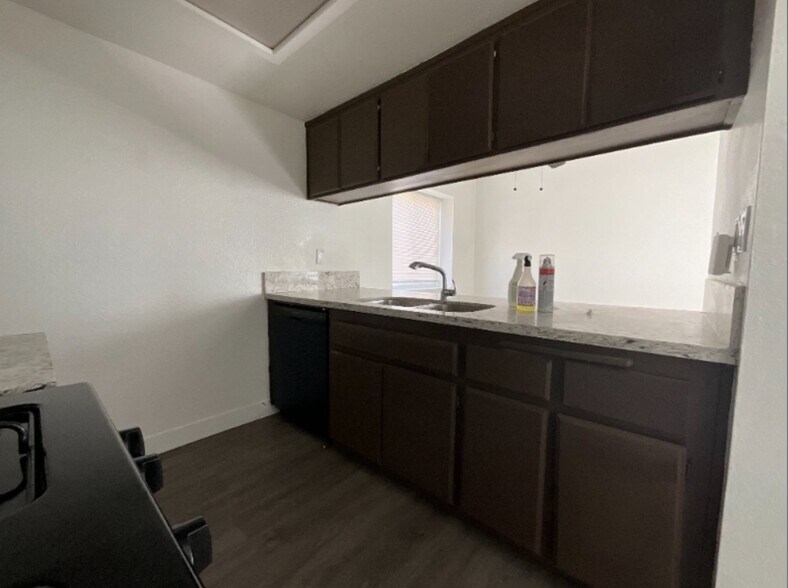 Building Photo - 15866 Sago Rd