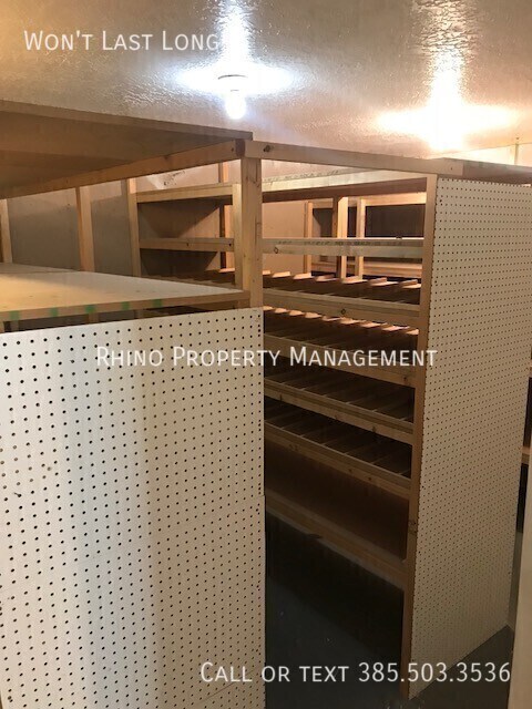 Building Photo - 1919 N Sego Lilly Dr