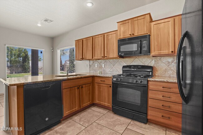 Building Photo - 3143 Hidden Creek Dr