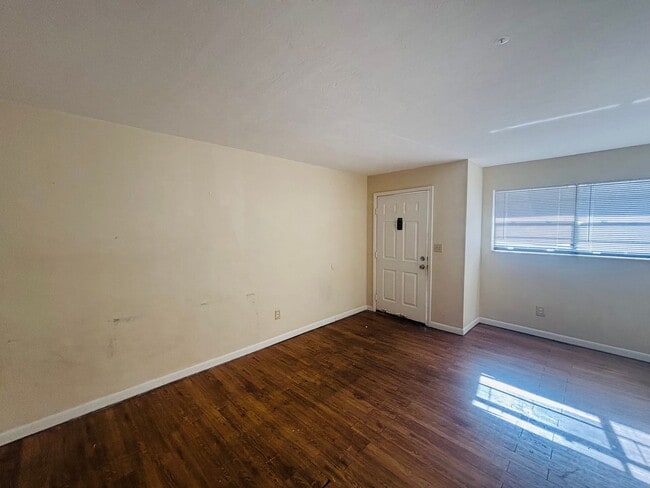 Building Photo - Baxley - 1915