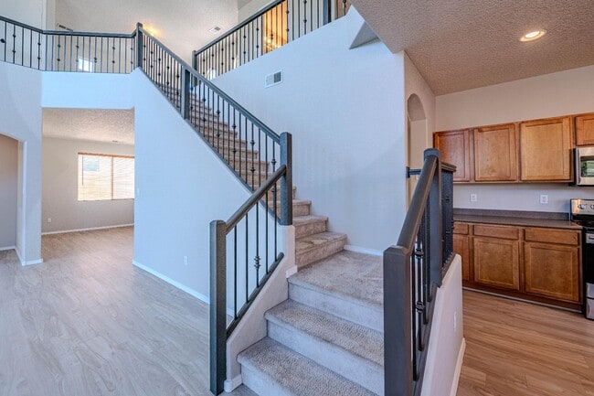 Building Photo - 10532 Coyote Canyon Pl NW
