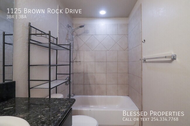 Building Photo - 1125 Brown Rock Dr