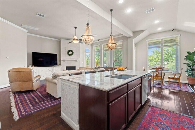 Building Photo - 4320 Tanglewood Estates Dr