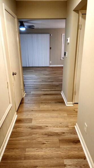 Entry Hall - 2409 Farmstead Cir