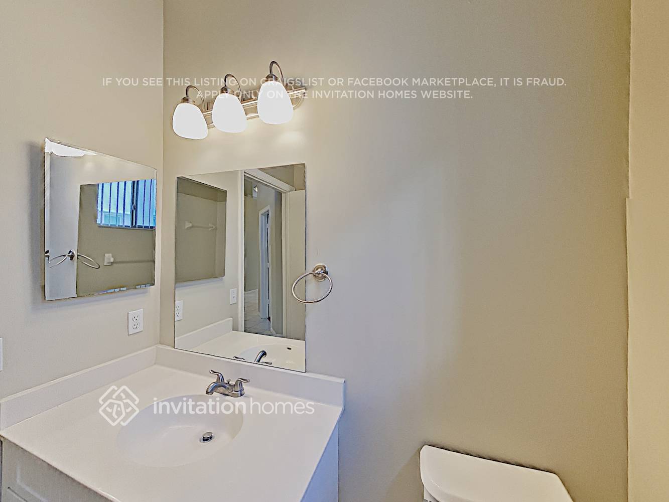 Building Photo - 5534 Lake Tern Pl