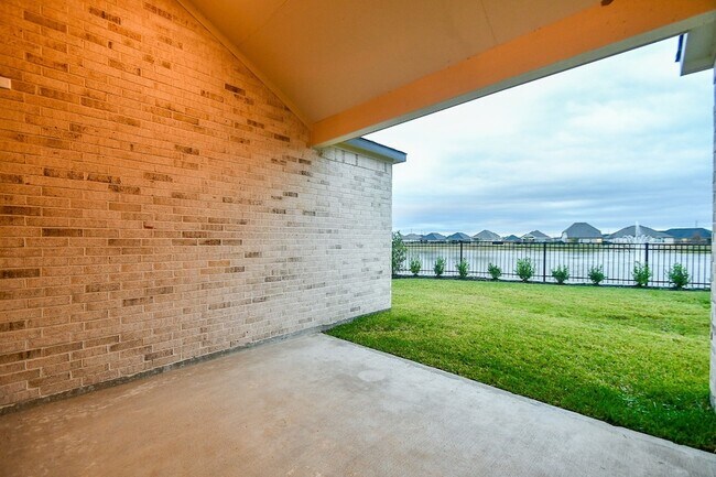 Building Photo - 3224 Stingray Cv Dr