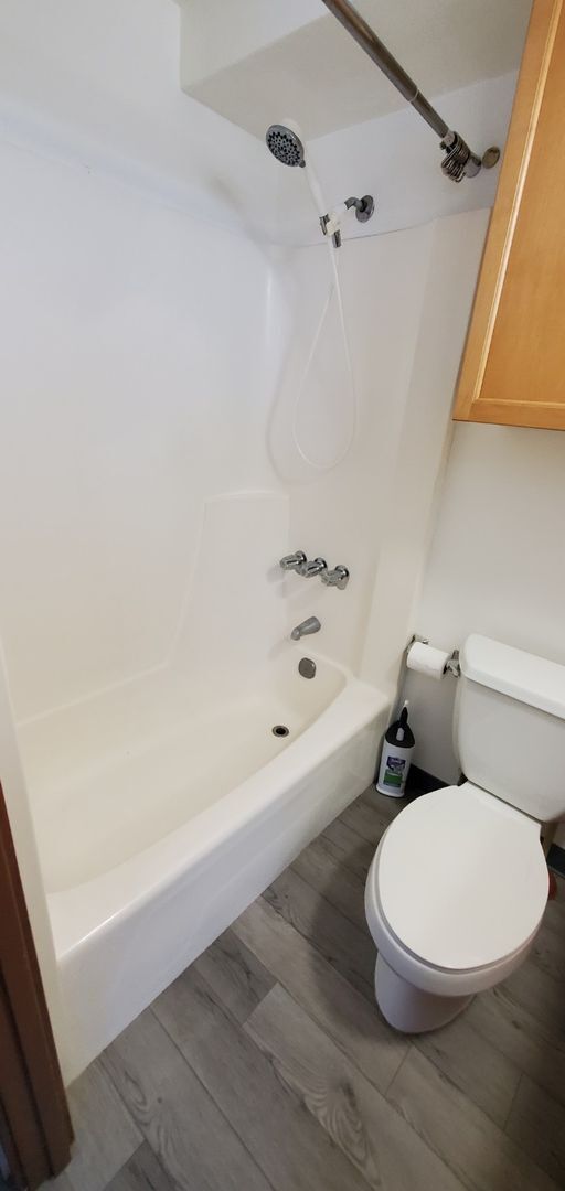 Building Photo - SALT LAKE - 12th FLOOR FULLY FURNISHED STUDIO - WINDOW AC, ASSIGNED COVERED PARKING. POOL. SECURE...