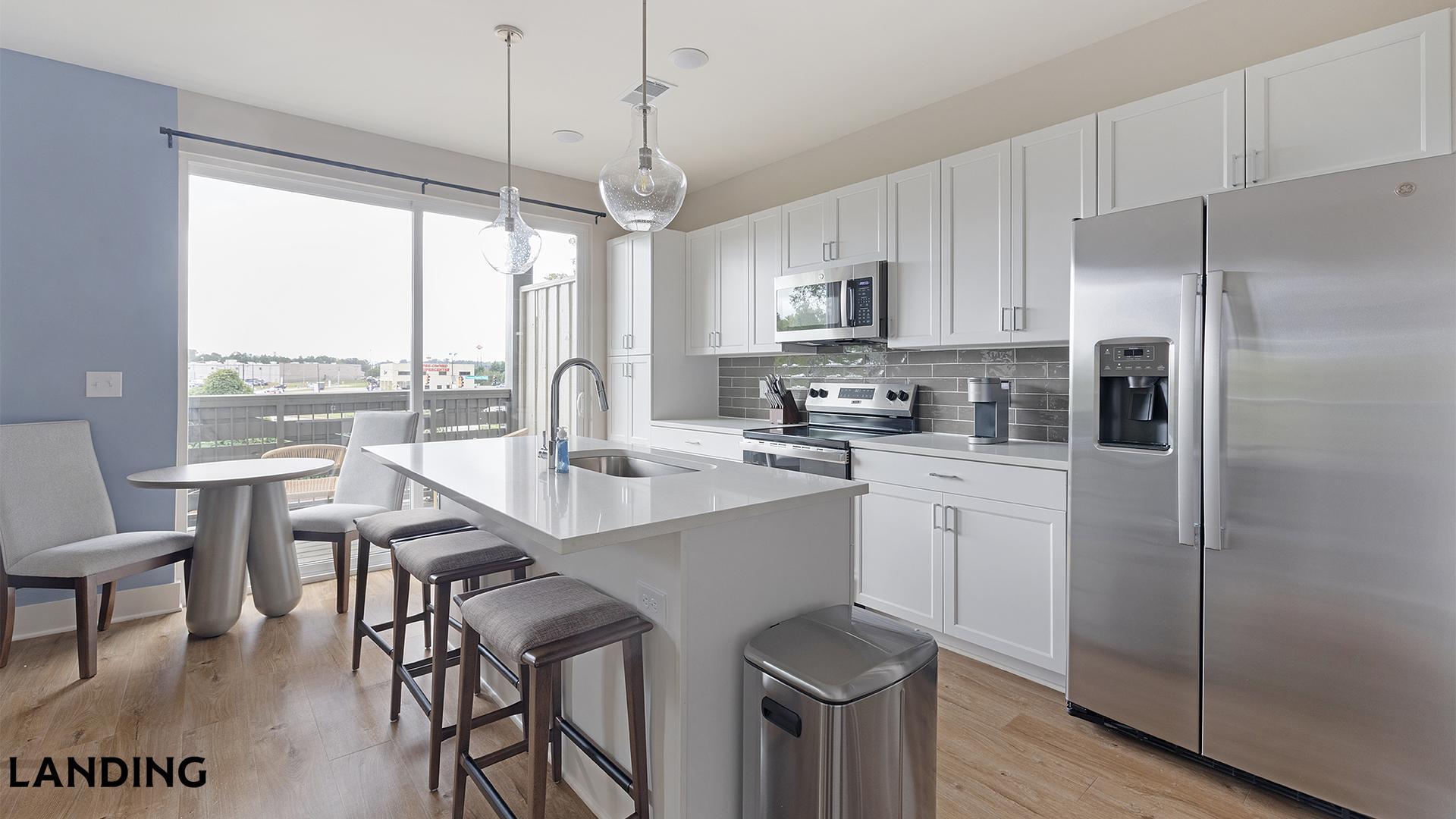 Building Photo - 1000 Forestview Dr