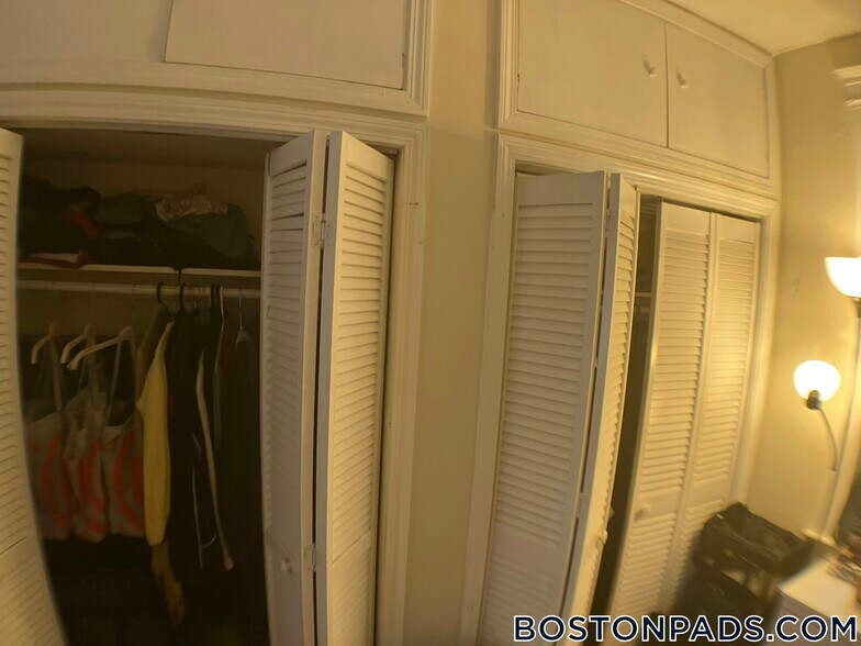 Building Photo - 1254 Commonwealth Ave