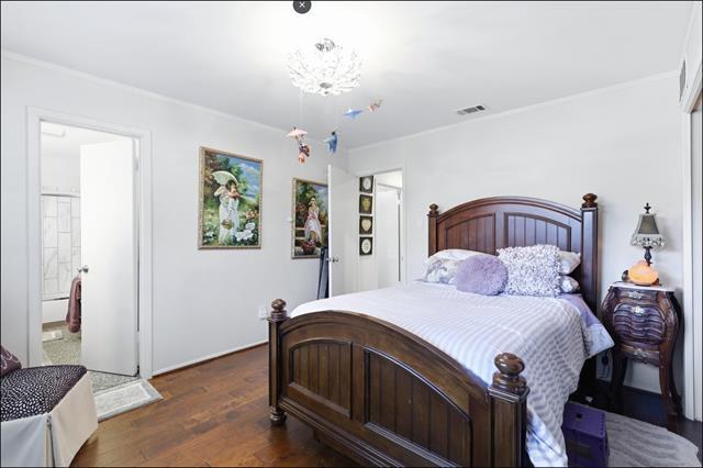 Building Photo - 5718 Over Downs Cir