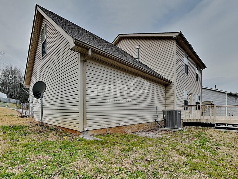 Building Photo - 7146 Mountain Mist Ln