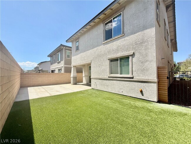 Building Photo - 185 Lilt Ave