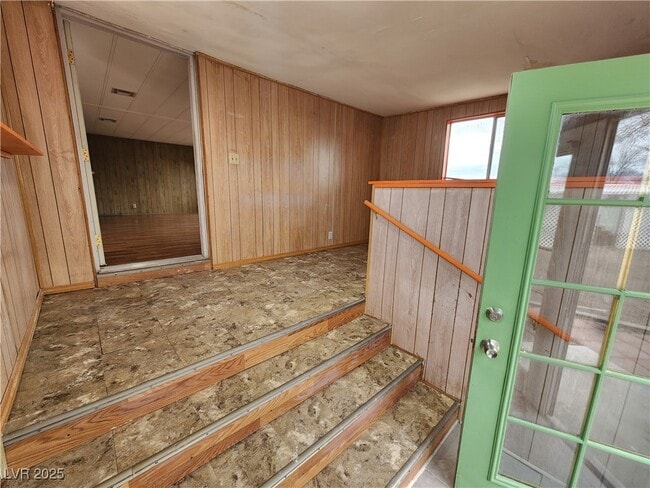 Building Photo - 1111 Hardy Ln