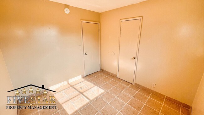 Building Photo - 2105 Del Amo Way