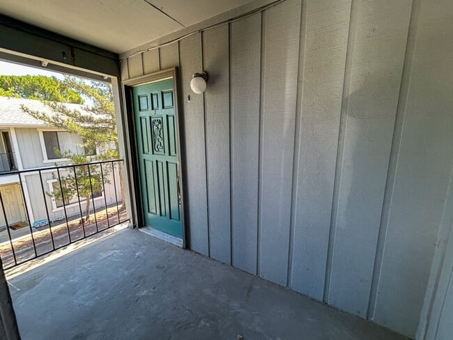 Building Photo - 951 Jamieson Ct