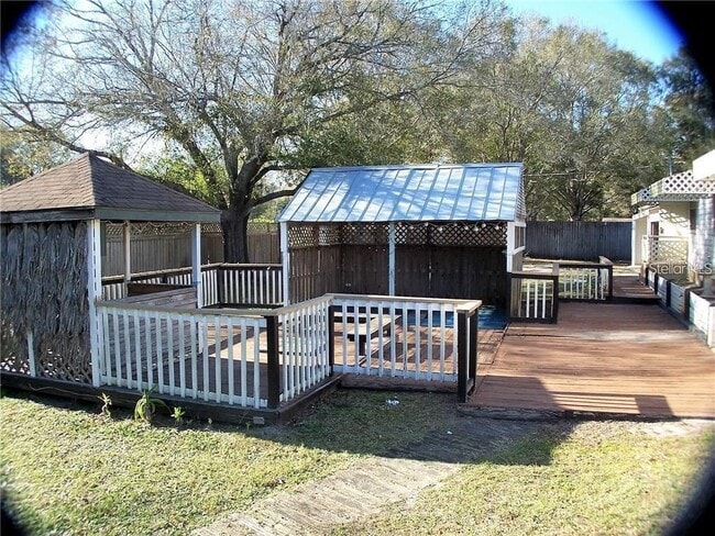 Building Photo - 33753 Camerton Rd