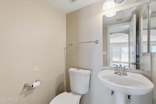 Building Photo - 12848 S 45th St