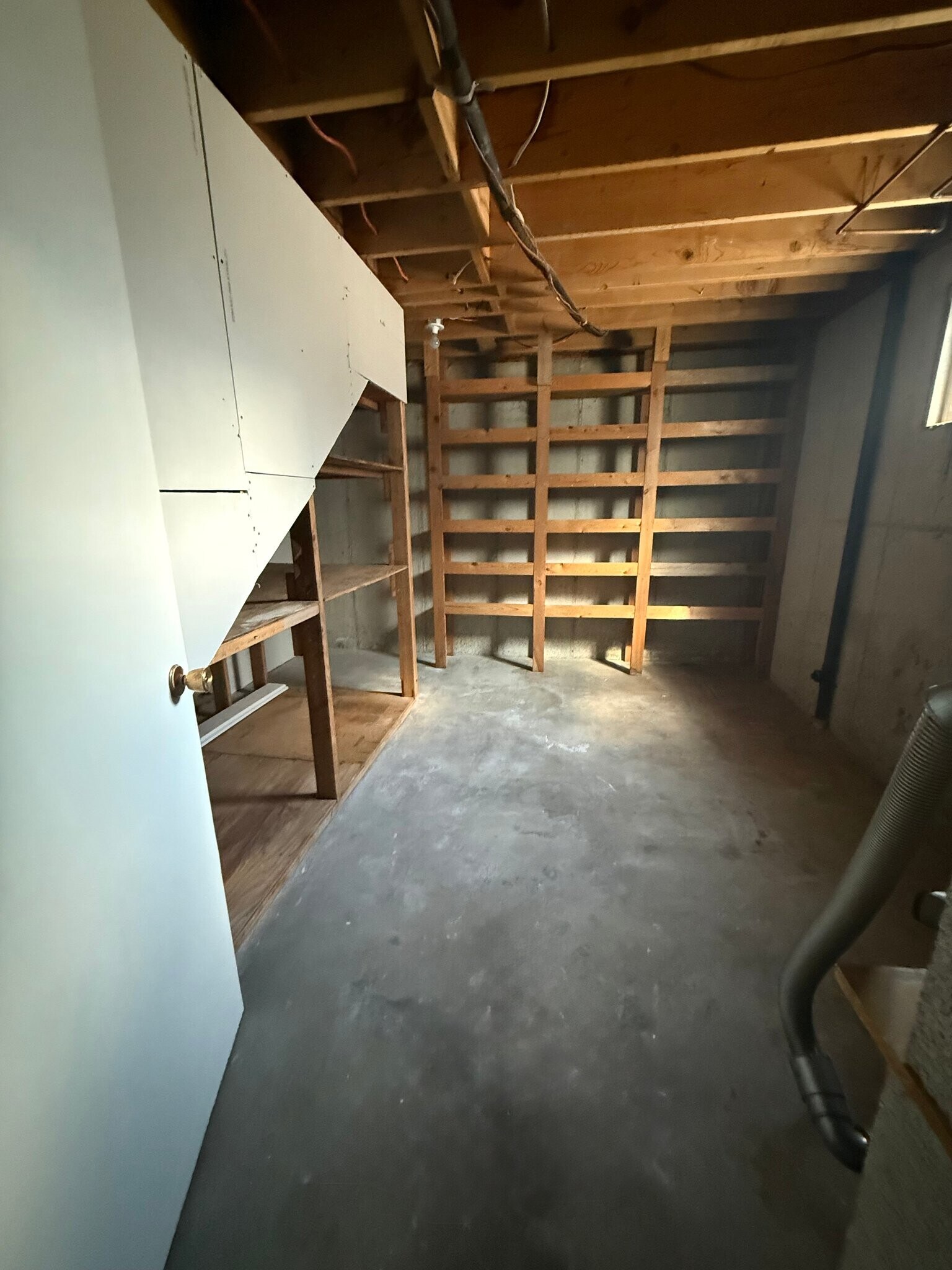 Building Photo - 1152 Sterling Dr