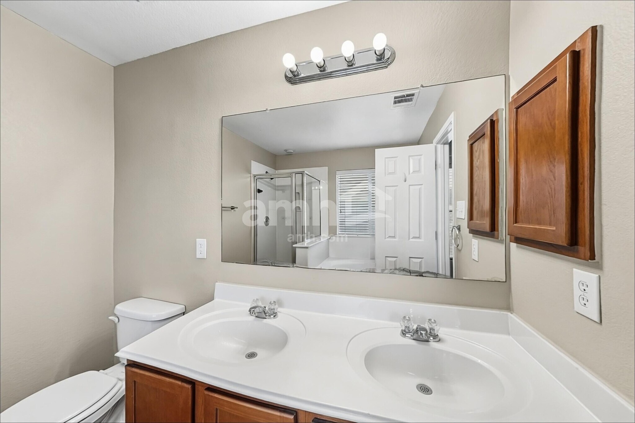 Building Photo - 723 Rodeo Ranch
