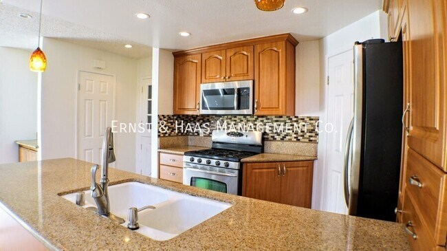 Building Photo - 7021 Alondra Blvd