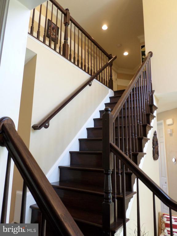 Building Photo - 16318 Boatswain Cir