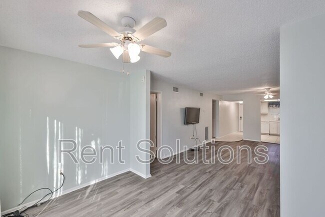 Building Photo - 801 83rd Ave N