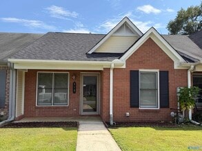 Building Photo - 313 Woodridge Dr SW